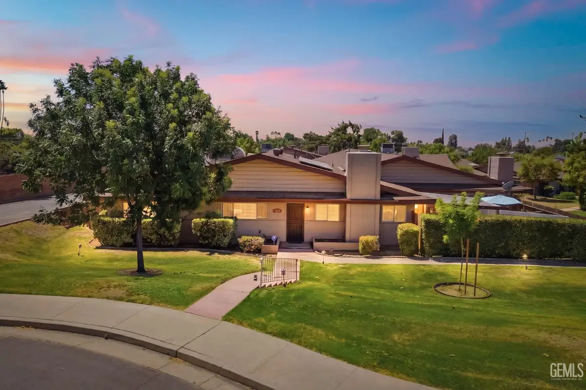 2813 SUMMIT CIRCLE, Bakersfield, CA 93306 - #1