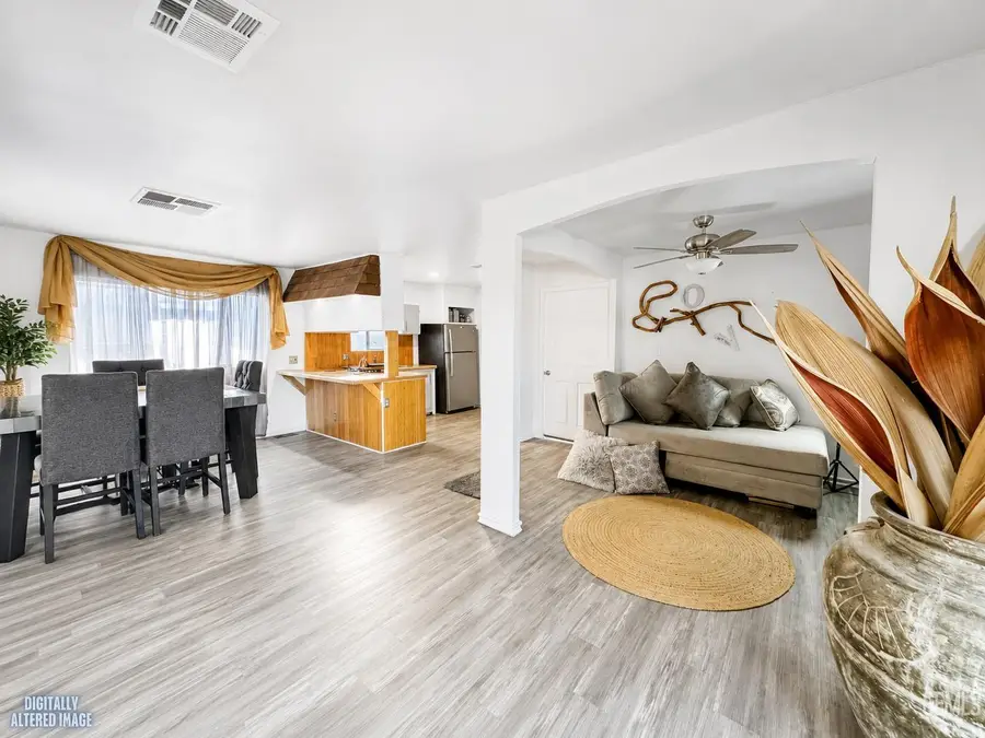 6601 EUCALYPTUS DRIVE #94, Bakersfield, CA 93306 - #3