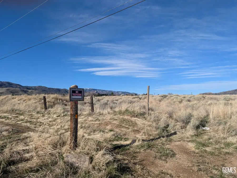 1226 CONWAY, Tehachapi, CA 93561 - #2