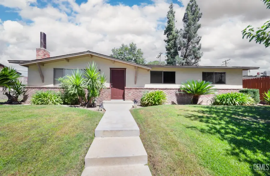 2707 WENATCHEE AVENUE, Bakersfield, CA 93306 - #3