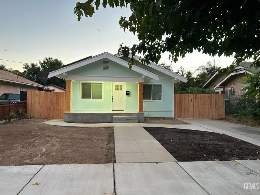 605 G STREET, Bakersfield, CA 93304 - #2