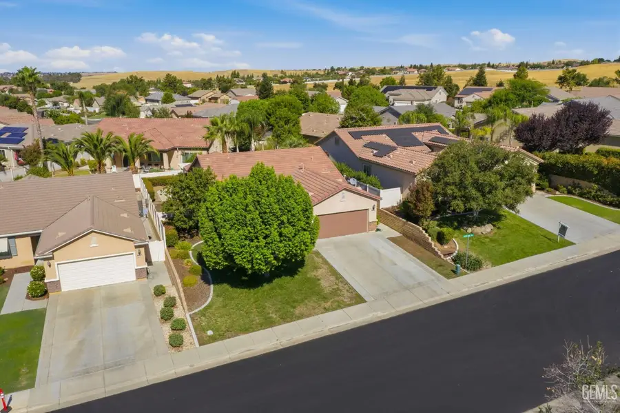 6010 LASSEN RIDGE ROAD, Bakersfield, CA 93306 - #2