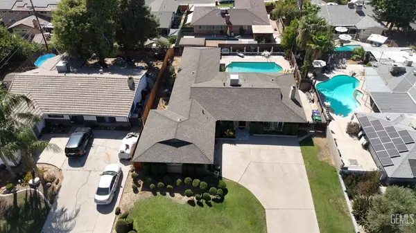 3774 DALEHURST DRIVE, Bakersfield, CA 93306