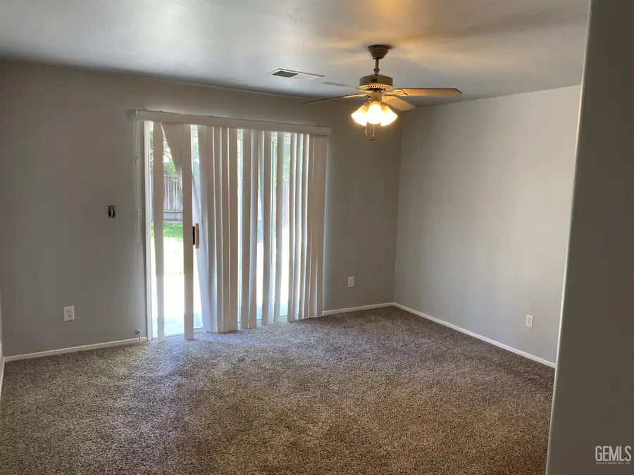 10400 STARLIGHT PEAK DRIVE, Bakersfield, CA 93311 - #2