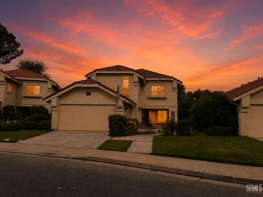 8212 CHAUCER STREET, Bakersfield, CA 93311 - #3