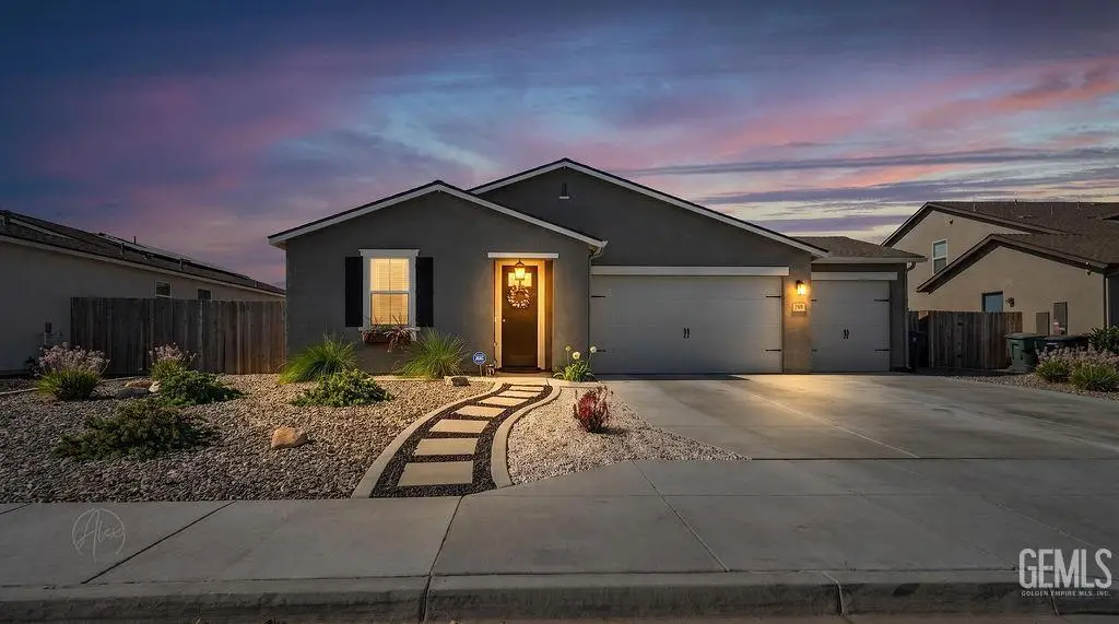 7717 RIDGE FOREST DRIVE, Bakersfield, CA 93313 - #1