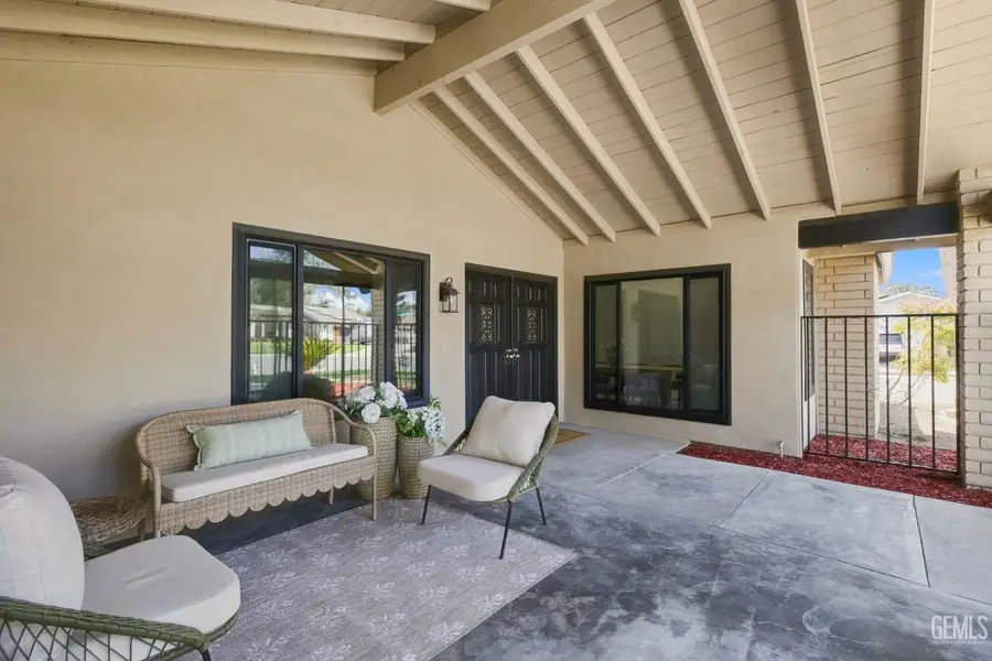 6805 SADDLEBACK DRIVE, Bakersfield, CA 93309 - #3