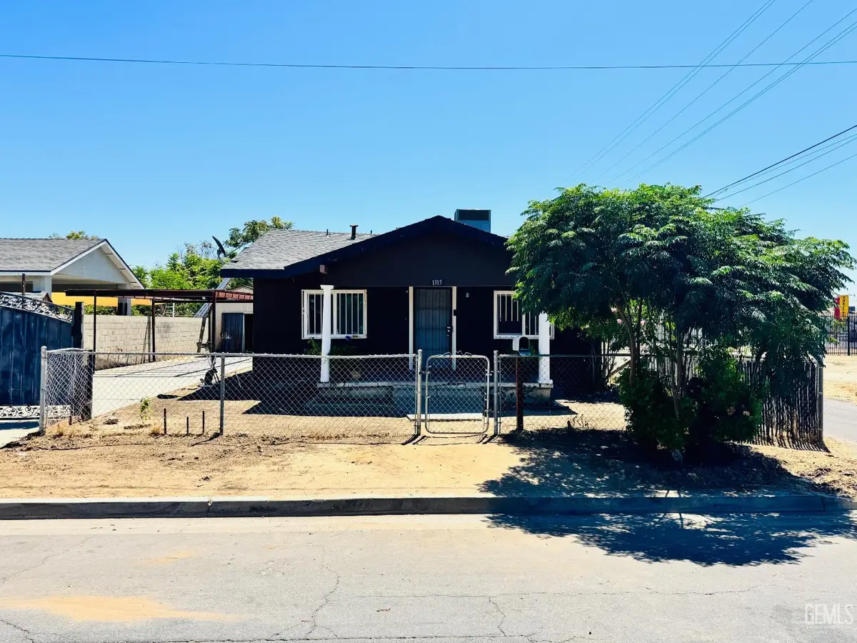 1315 ROBINSON STREET, Bakersfield, CA 93305 - #1