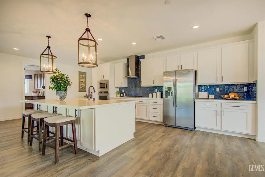 11011 ALCAZAR AVENUE, Bakersfield, CA 93311 - #2