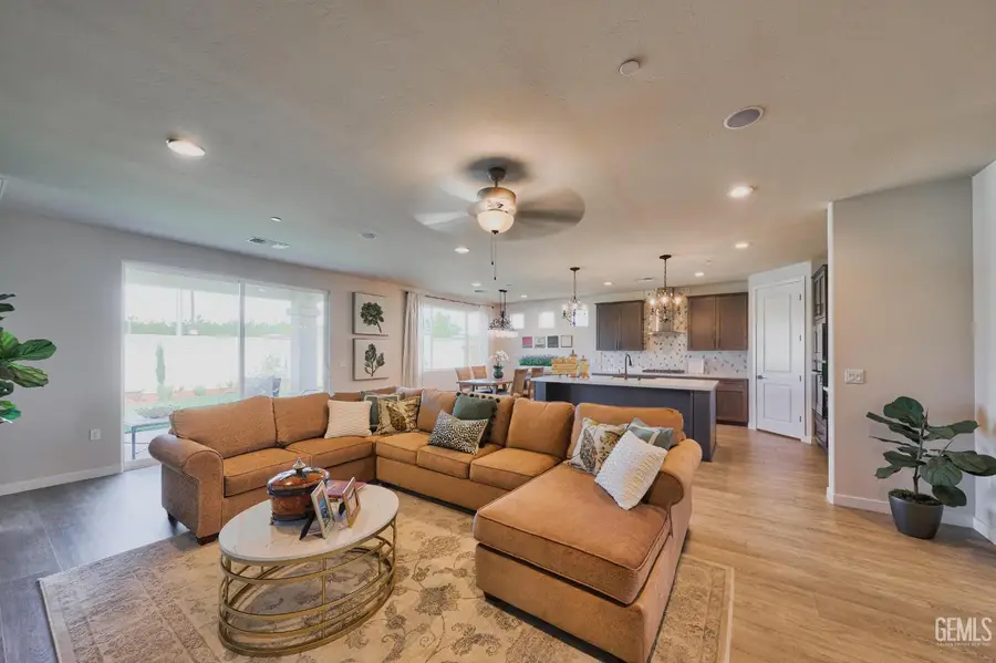 11007 ALCAZAR AVENUE, Bakersfield, CA 93311 - #2