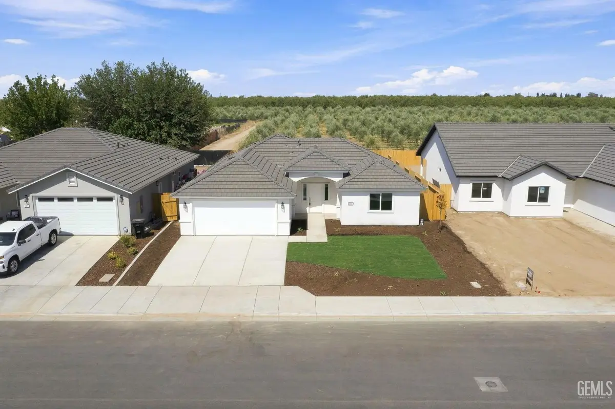609 LAWFORD STREET, Shafter, CA 93263 - #1