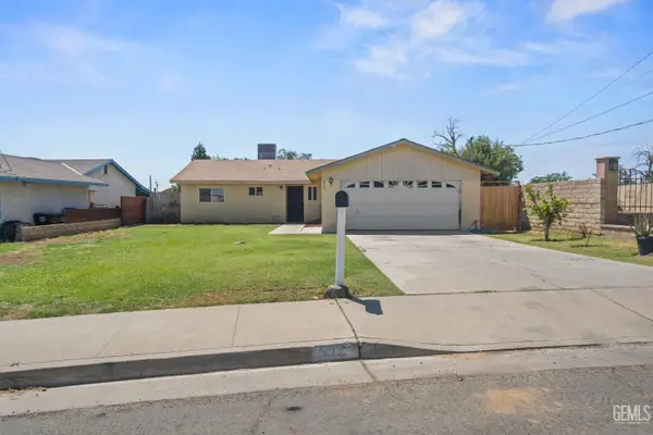 912 CRANE STREET, Bakersfield, CA 93306