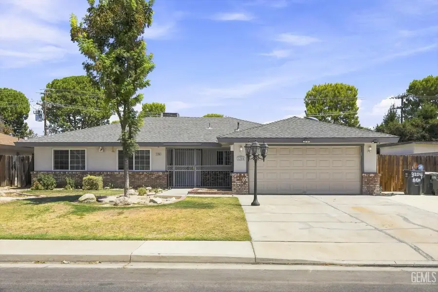 3204 CORVALLIS LANE, Bakersfield, CA 93309 - #2