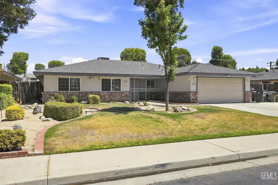 3204 CORVALLIS LANE, Bakersfield, CA 93309 - #3