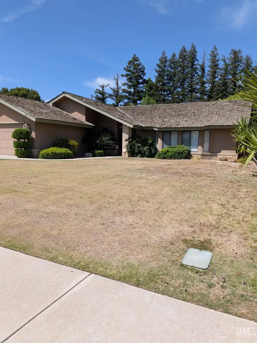 8817 SIERRA OAK DRIVE, Bakersfield, CA 93313 - #3