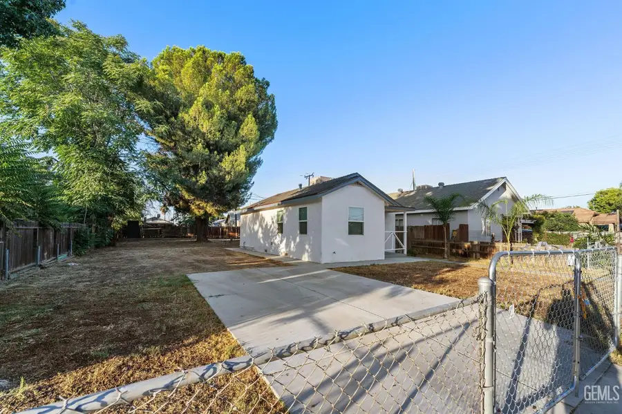 203 E BELLE AVENUE, Bakersfield, CA 93308 - #3