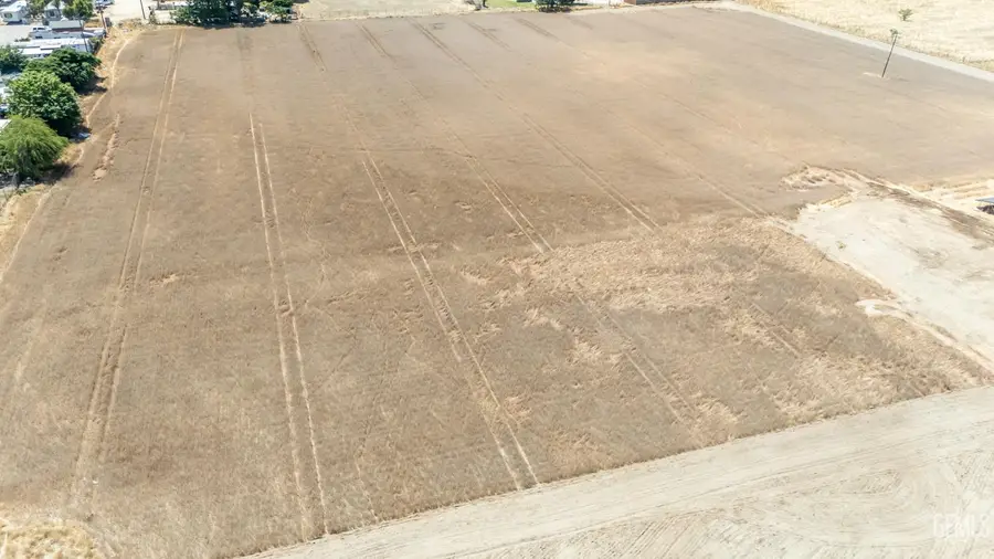3045 EMERSON WAY, Bakersfield, CA 93313 - #2