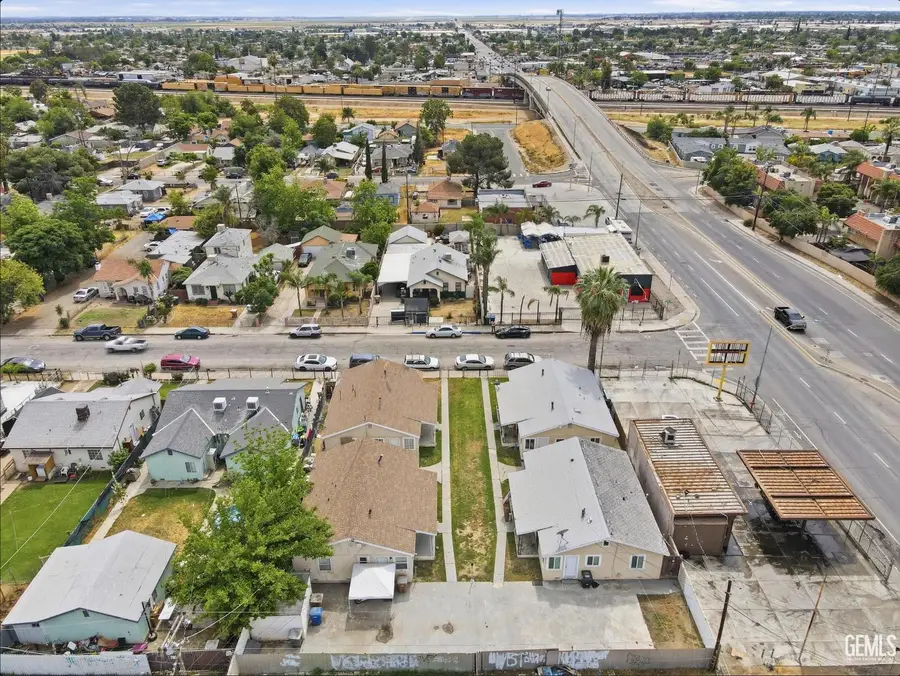 2212 LAKE STREET, Bakersfield, CA 93306 - #3