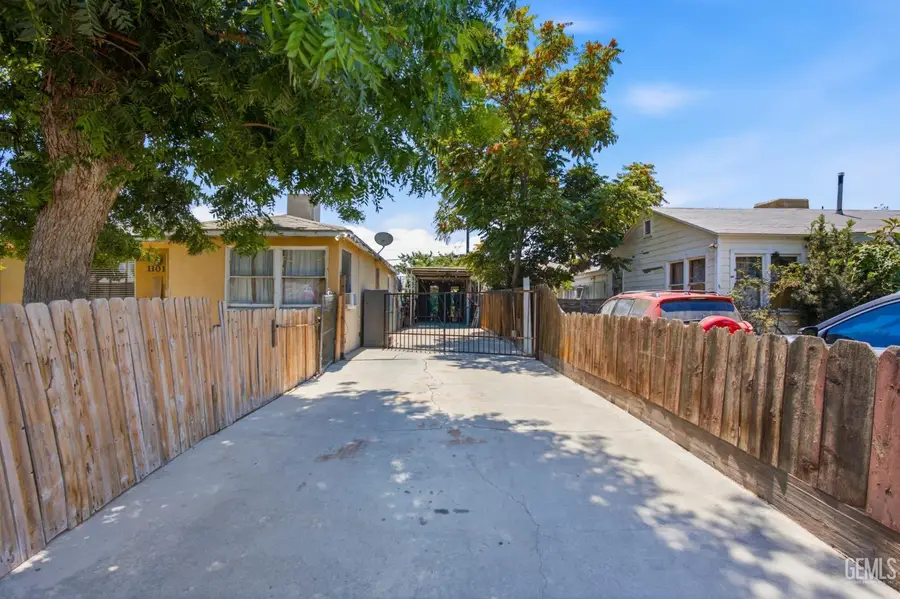 1101 EL TEJON AVENUE, Bakersfield, CA 93308 - #2