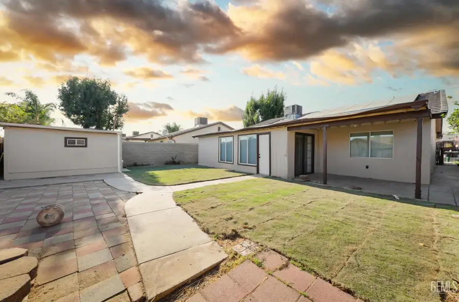 111 MISTY MEADOW DRIVE, Bakersfield, CA 93308 - #3