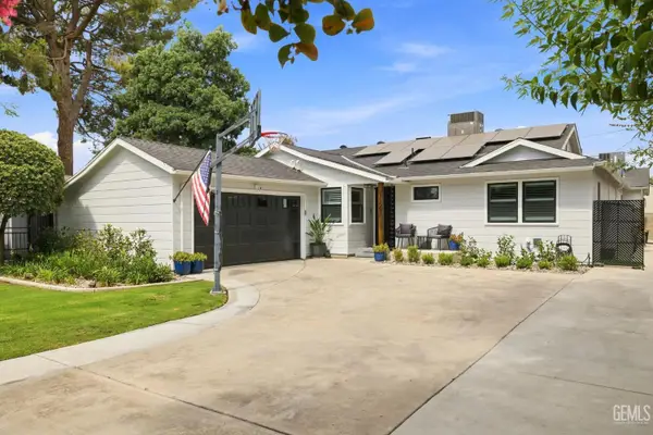 2505 BAY STREET, Bakersfield, CA 93301