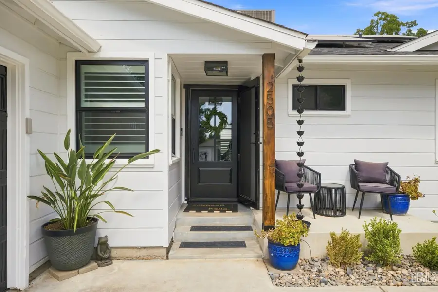 2505 BAY STREET, Bakersfield, CA 93301 - #2