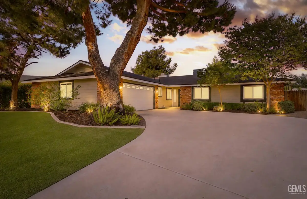 204 JALISCO AVENUE, Bakersfield, CA 93314 - #1