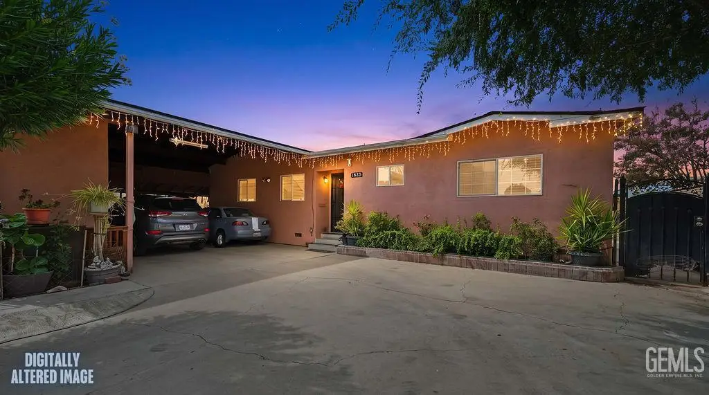 1625 16TH PLACE, Delano, CA 93215 - #1