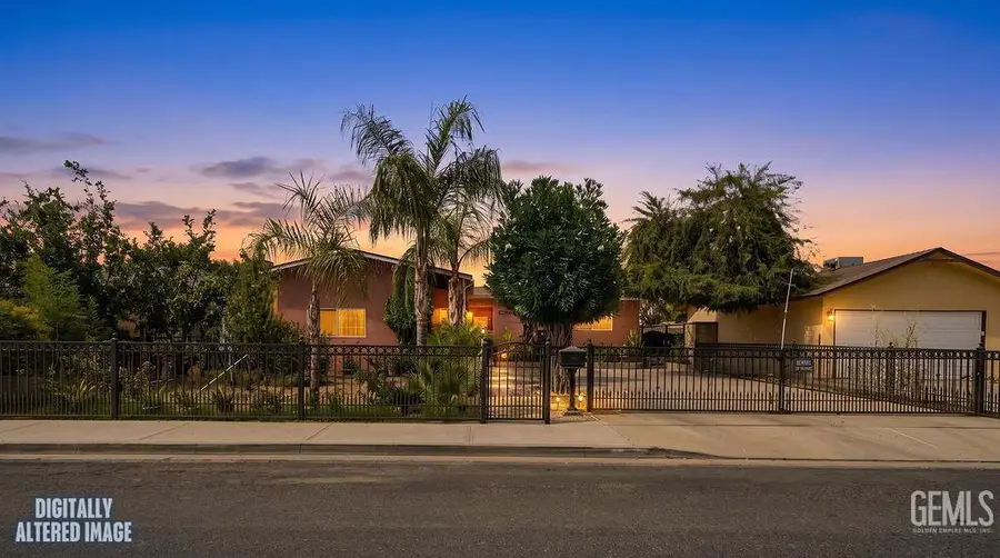1625 16TH PLACE, Delano, CA 93215 - #2