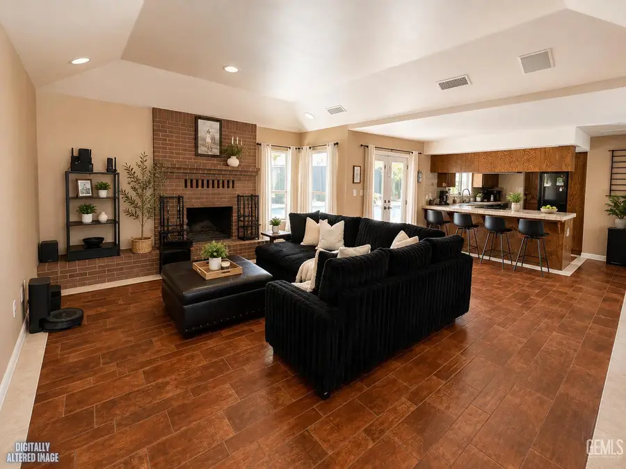 6801 WELDON AVENUE, Bakersfield, CA 93308 - #2