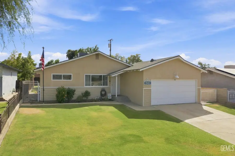 4824 N CHESTER, Bakersfield, CA 93308 - #3