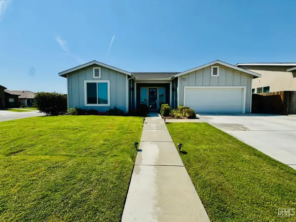 5803 HAWTHORN TREE LANE, Bakersfield, CA 93313