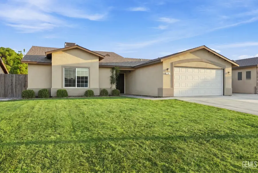 419 CORREGIDORA AVENUE, Bakersfield, CA 93307 - #2