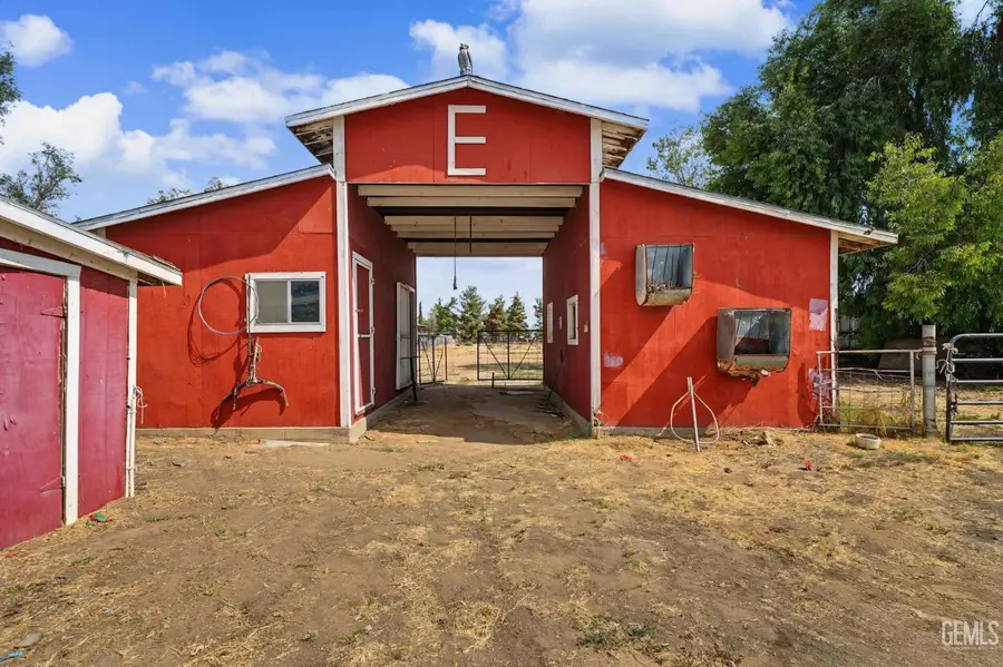 4910 MORRO DRIVE, Bakersfield, CA 93307 - #3