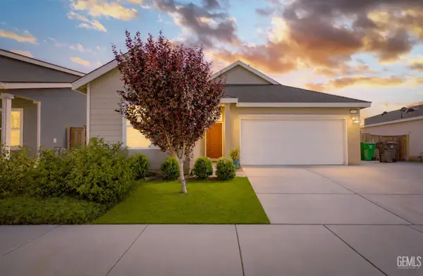 9631 MAPLE TERRACE LANE, Shafter, CA 93263