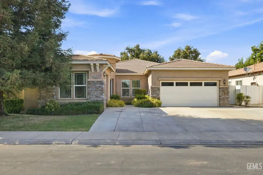 9208 VIA LUGANO, Bakersfield, CA 93312 - #2