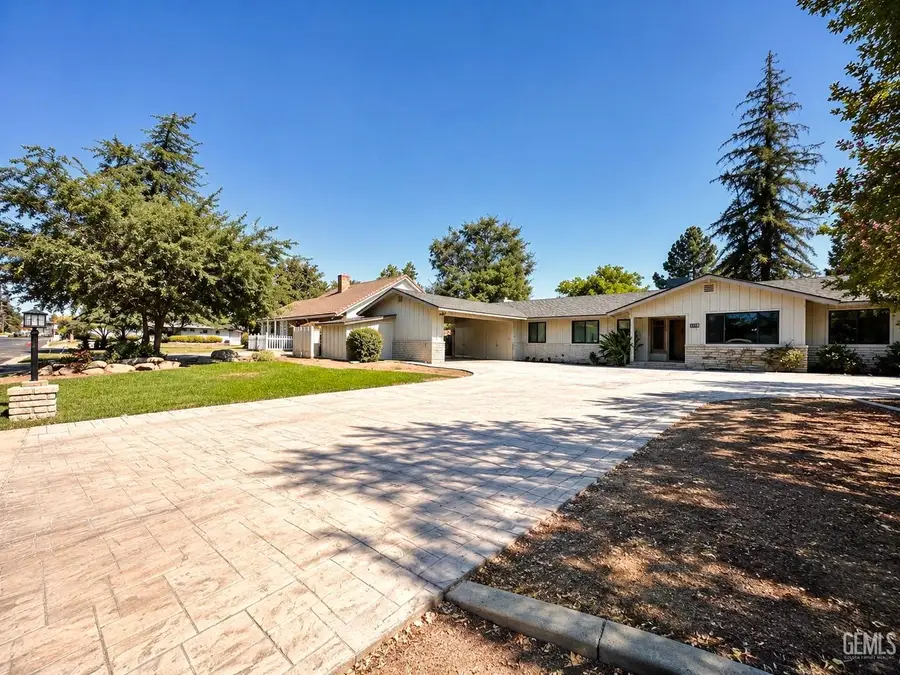1135 PRINCETON AVENUE, Bakersfield, CA 93305 - #3