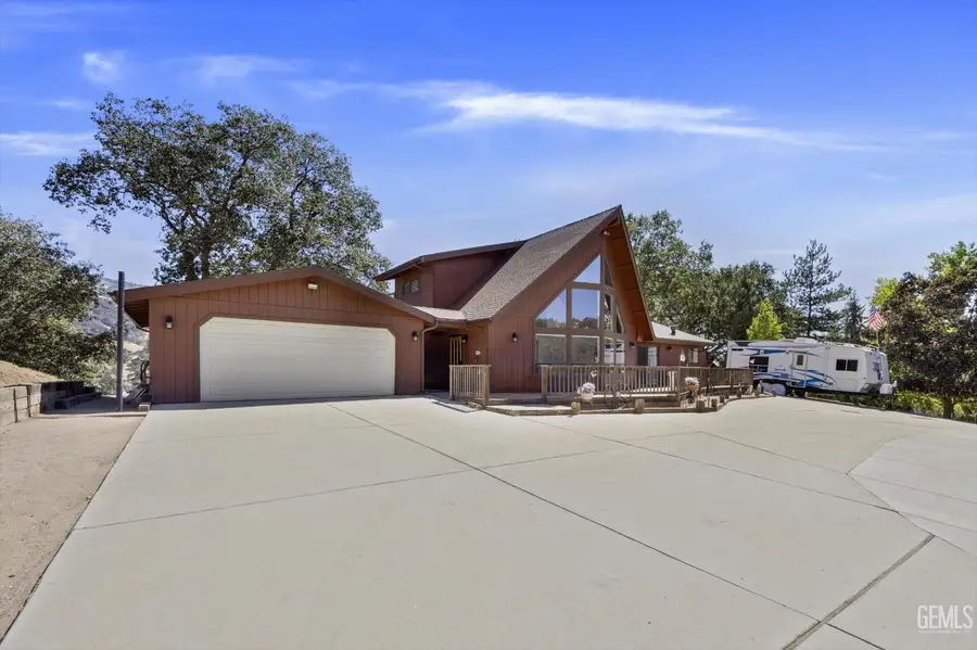 30341 PINEDALE COURT, Tehachapi, CA 93561 - #3