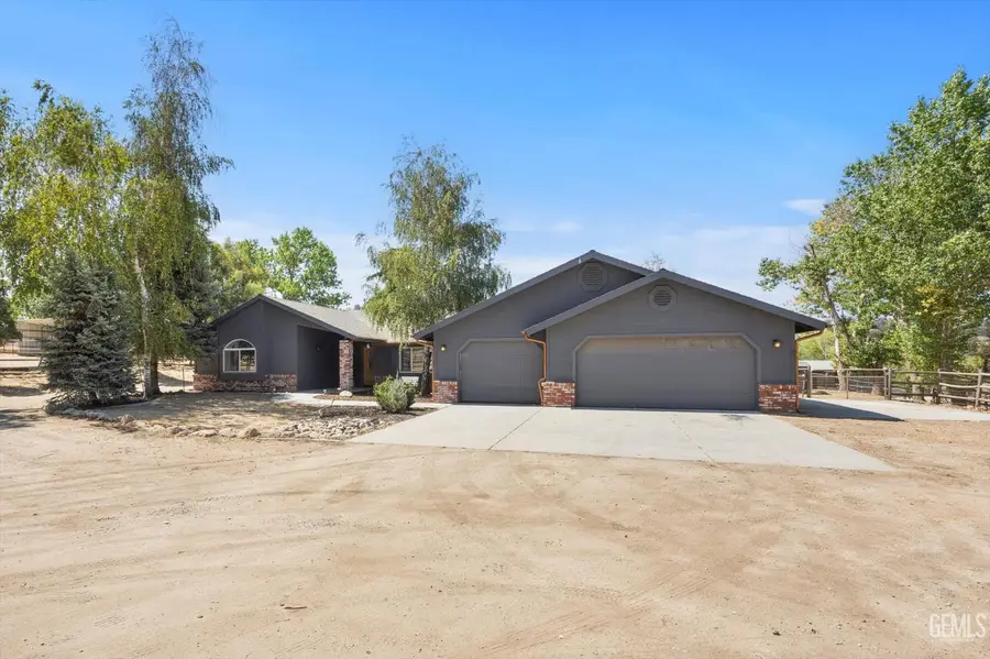 26350 BEAR VALLEY ROAD, Tehachapi, CA 93561 - #3