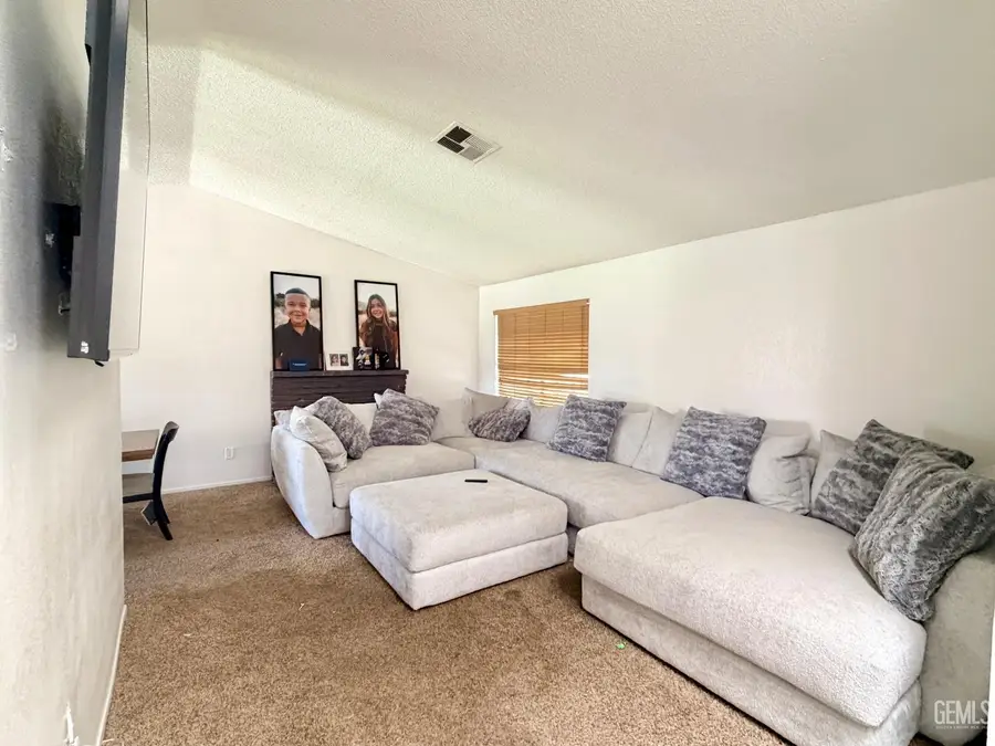 5809 LUGENE AVENUE, Bakersfield, CA 93313 - #2