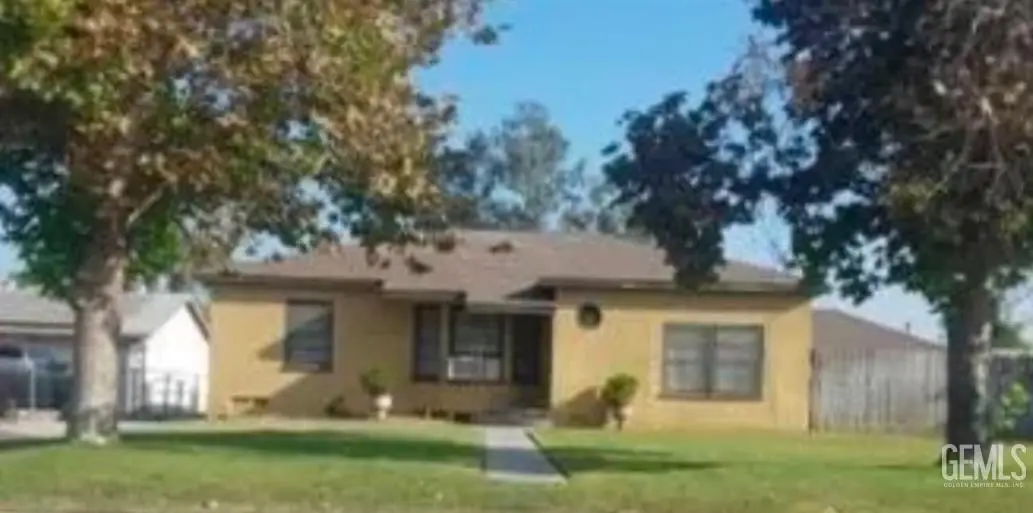 10000 GREENACRES DRIVE, Bakersfield, CA 93312 - #1
