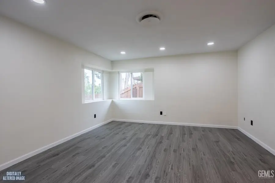 1112 SAN VICENTE DRIVE, Bakersfield, CA 93307 - #3