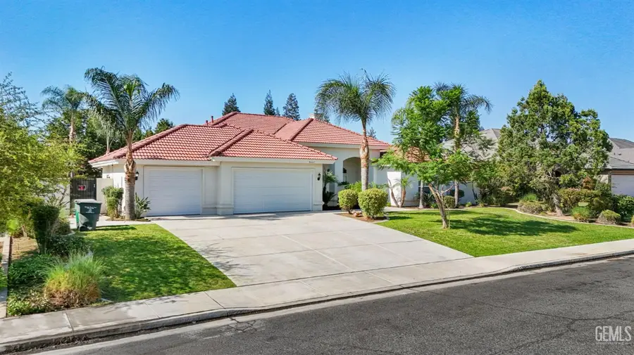 9421 VAL DI CHIANA DRIVE, Bakersfield, CA 93314 - #3