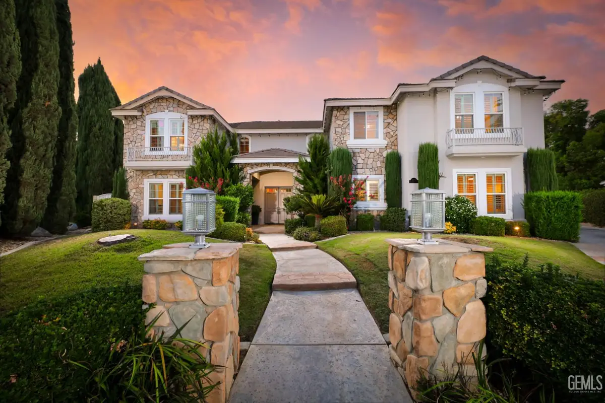 1502 PEMBRIDGE COURT, Bakersfield, CA 93311 - #1