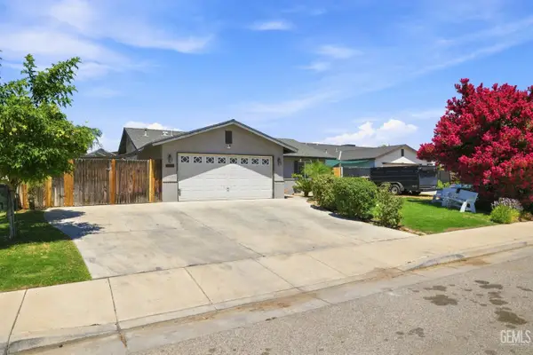 9034 MACKENZIE COURT, Bakersfield, CA 93306