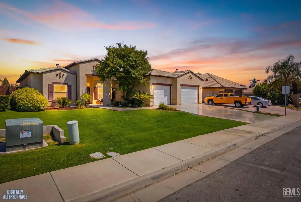 4005 MESA MARIN DRIVE, Bakersfield, CA 93306 - #1