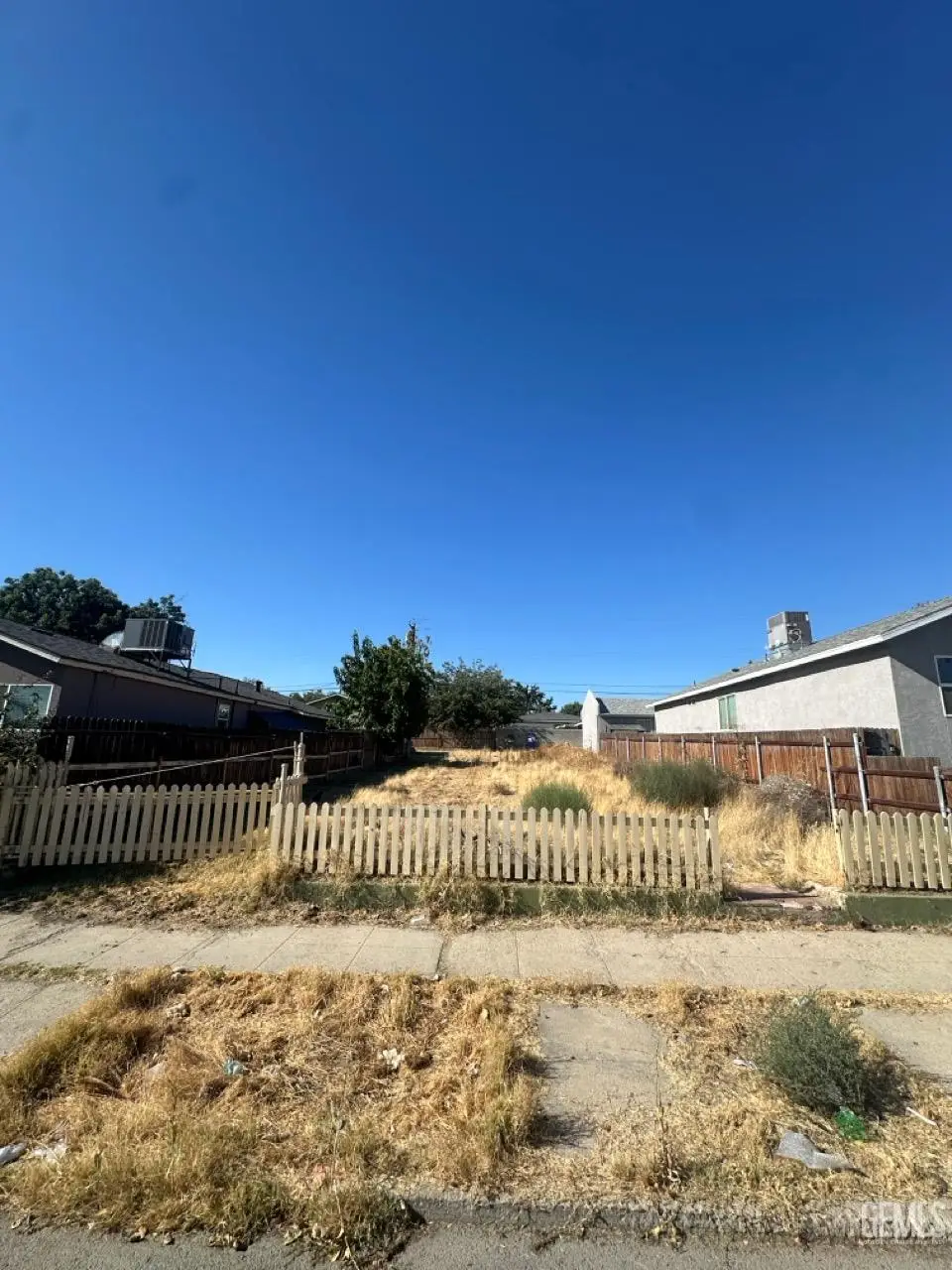 311 WOODROW STREET, Taft, CA 93268 - #1