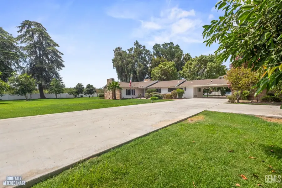 15821 CENTRAL AVENUE, Wasco, CA 93280 - #2