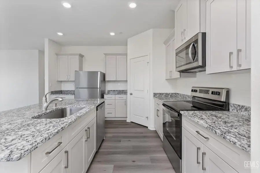 7514 RAMBUTAN PLACE, Bakersfield, CA 93313 - #3