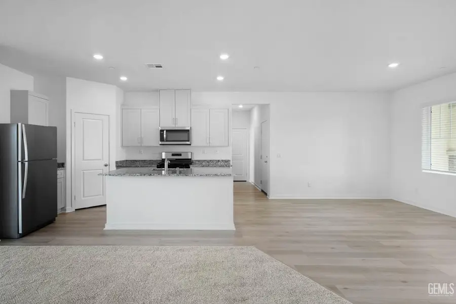 1204 ACALA COURT, Shafter, CA 93263 - #2